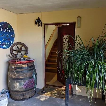 Avec Terrasse Et Jardin, Ideal Pour 4 Personnes, A - Fr-1-653-196 * Barbezieux-Saint-Hilaire