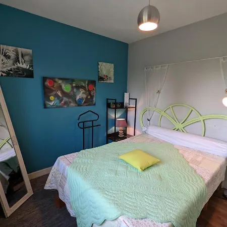 Avec Terrasse Et Jardin, Ideal Pour 4 Personnes, A - Fr-1-653-196 Daire *