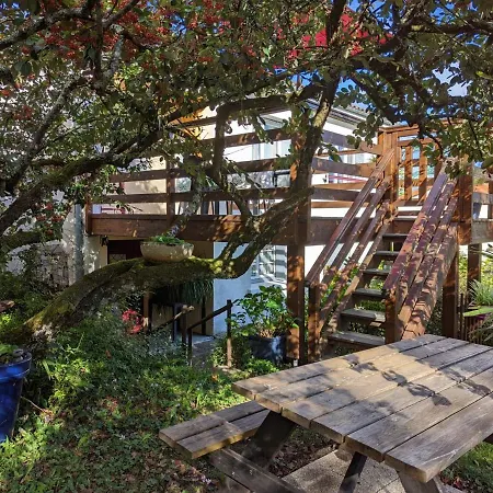 Avec Terrasse Et Jardin, Idéal Pour 4 Personnes, à - Fr-1-653-196 Appartamento *