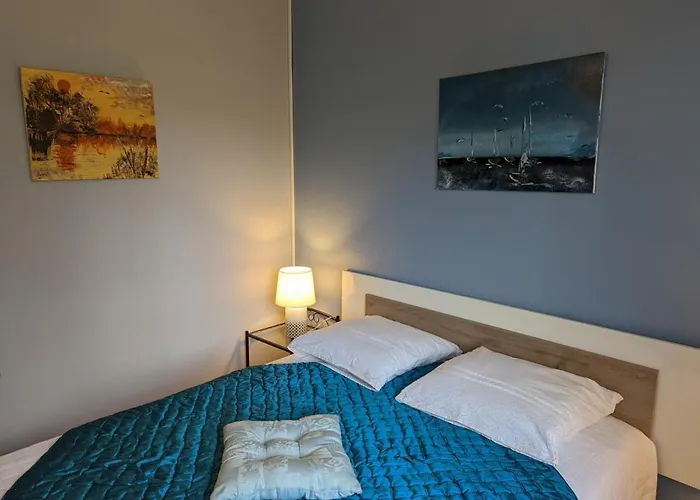 Avec Terrasse Et Jardin, Idéal Pour 4 Personnes, à - Fr-1-653-196 Appartamento